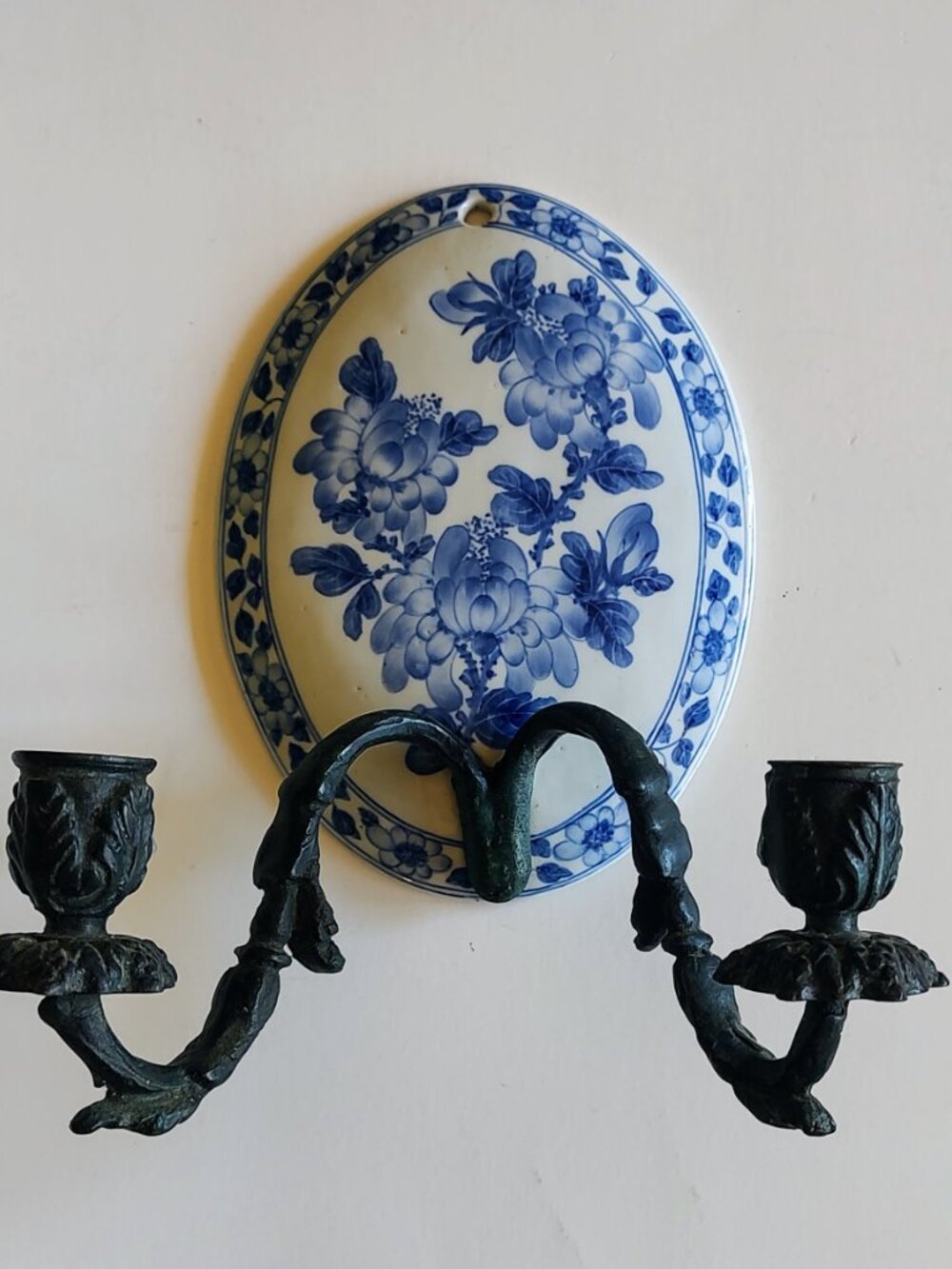 Rare Vintage Maitland Smith Oval Candle Sconce - Blue Floral Chinoiserie Delft - Picture 7 of 10